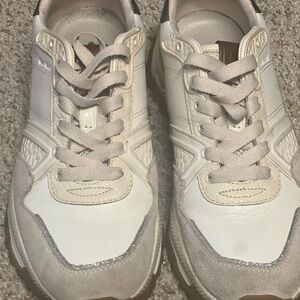 Coach Women's Sneakers in White and Cream